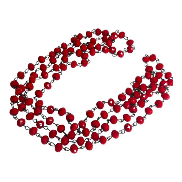 Vintage Red Faceted Beaded Infinity Necklace Silver Tone Connectors - Picture 2 of 5